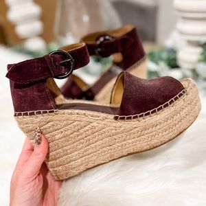 Marc Fisher Wedges Size 7 Suede Plum